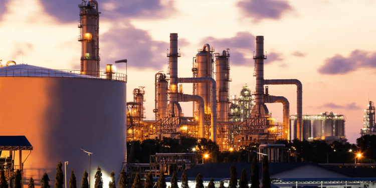 Construction des raffineries en Guinée : les compagnies minières lentement pressées