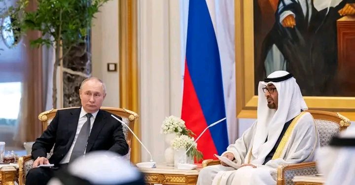 Abu Dhabi : Vladimir Poutine chez son homologue des Emirats Arabes Unis