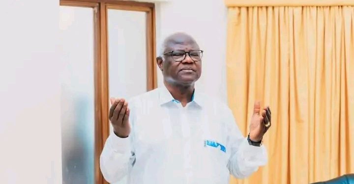 Tentative de putsch à Freetown : l’ex-Président, Earnest Bai Koroma, assigné à résidence surveillée