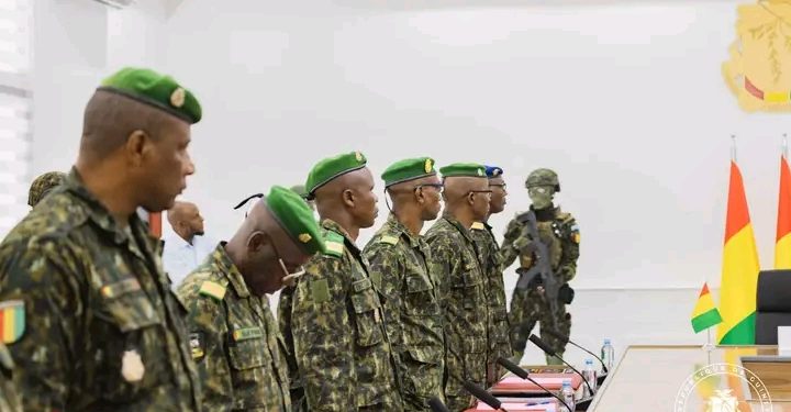 Guinée : les militaires en mission et en permission demandés à rejoindre d’urgence leurs unités respectives 
