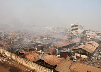 Togo : incendie au marché d’Agoè Assiyéyé à Lomé, un triste écho de 2013
