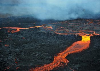 Éruption volcanique en Islande : une situation sous contrôle malgré l’évacuation à Grindavik