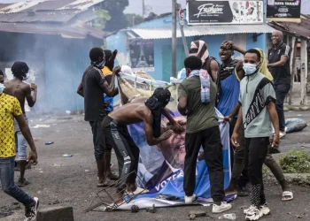 Comores : un couvre-feu nocturne instauré après la mort d’un manifestant