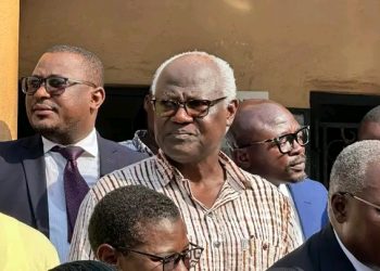 Putsch raté en Sierra Leone : retour sur l’inculpation et le début du procès de l’ex-président Bai Koroma 