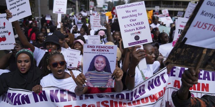 Montée du fléau des féminicides : au Kenya, la rue gronde