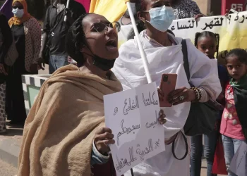 Soudan : femmes en armes et crise humanitaire