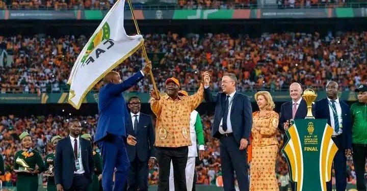 Finale de la CAN : le mandat à vie scandé pour Alassane Dramane Ouattara