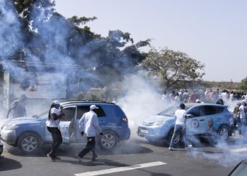 Dakar : un rassemblement devant l’Assemblée nationale dispersé à coup de gaz lacrymogènes