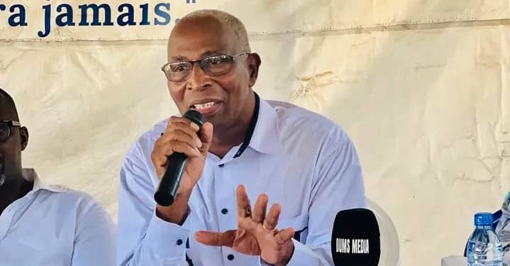 Guinée : Bah Oury contre la menace de grève des syndicats