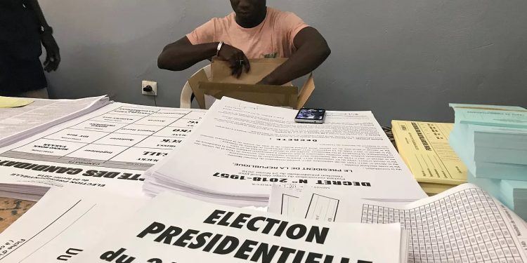 Sénégal : quinze candidats unis pour exiger une élection avant le 2 avril
