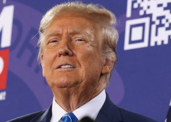 Trump promet des expulsions de migrants en cas de victoire