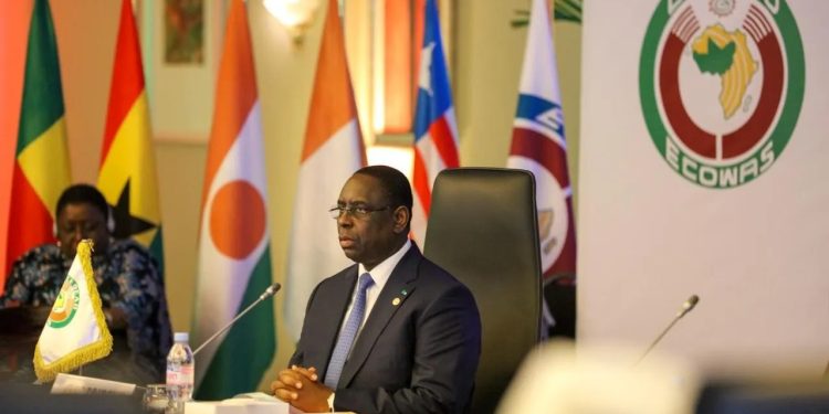 Report de la présidentielle au Sénégal : la Cédéao hausse le ton