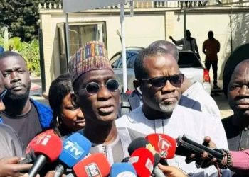 Sénégal : Karim Wade et ses alliés attaquent le décret fixant la présidentielle au 24 mars devant la Cour suprême 