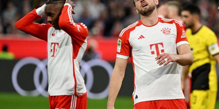 Allemagne: Leverkusen s’échappe en tête après la défaite du Bayern contre Dortmund