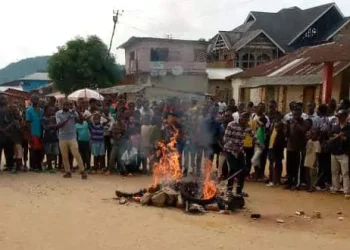 Deux femmes accusées de sorcellerie brûlées en public en RDC