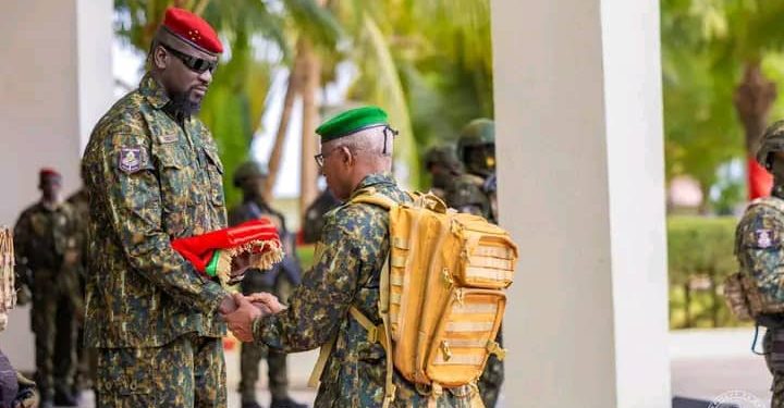 Guinée : le gouvernement de retour à Conakry après deux jours de formation militaire à Forecariah