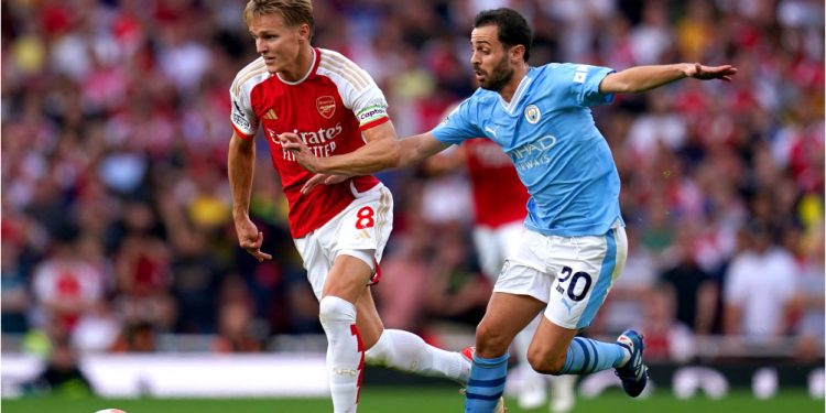 Arsenal ramène un point de Manchester City (0-0), Liverpool leader