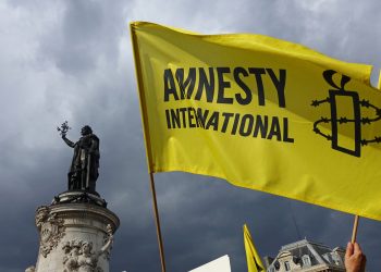 Violations du droit international par Israël et la Russie