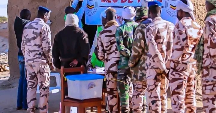Présidentielle au Tchad : le vote pour les forces de défense et les nomades dès le 5 mai