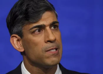 Expulsion d’immigrants: la pression s’accentue sur  le Royaume-Uni