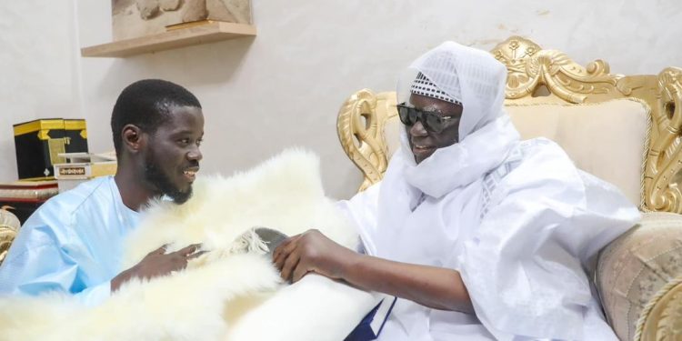 Sénégal : Bassirou Diomaye Faye s’inscrit dans la tradition