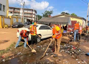 Guinée : les citoyens divisés sur les journées d’assainissement mensuelles 