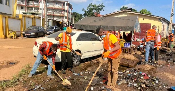 Guinée : les citoyens divisés sur les journées d’assainissement mensuelles