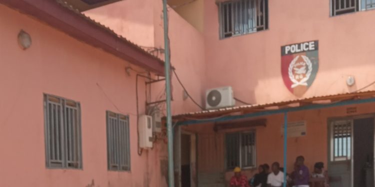 Le casse-tête des plaignants dans les commissariats en Guinée