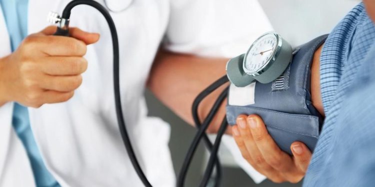 L’hypertension artérielle, une maladie silencieuse peu connue
