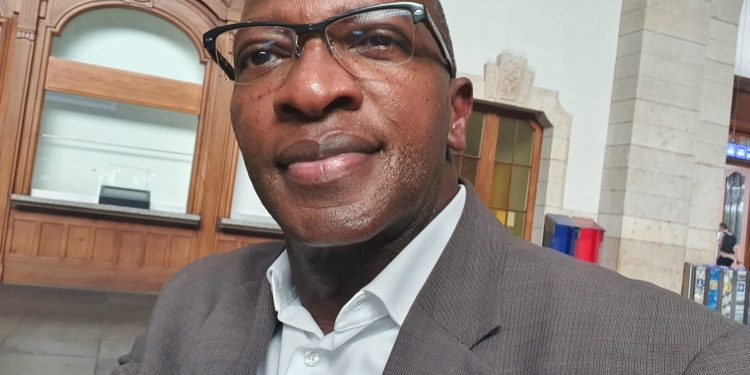 « Mahamat Idriss Déby craignait un second tour »(Dr. Ahmed Diémé, analyste politique)