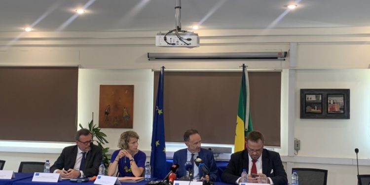 L’UE livre sa version sur les contrats de pêche avec le Sénégal et la délivrance des visas schengen