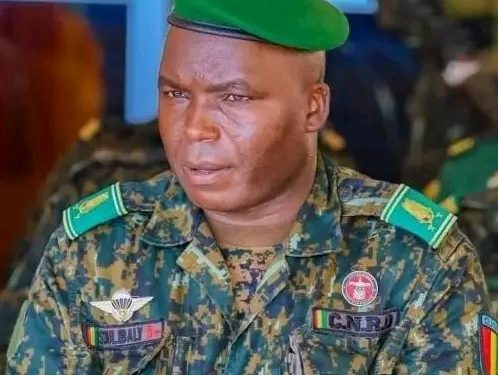Guinée : l’ancien chef d’état-major des armées mis aux arrêts