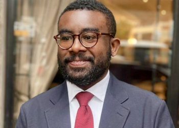 « En 2019, le coût des évacuations médicales a presque égalé l’ensemble du budget de la santé » (Andréa Ngombet Malewa, Sassoufit)