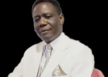 « Les hommes politiques congolais sont toxiques », dixit Espérance François Bulayumi