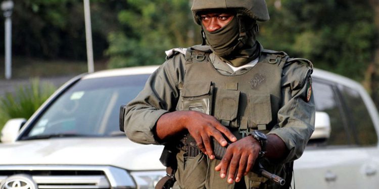 Le Cameroun augmente des importations d’armes pour répondre aux défis sécuritaires