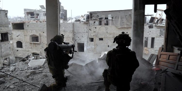 Israël et Hamas : entre opérations militaires et pressions internationales
