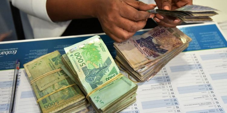 Dans 27 pays africains, le poids de la dette pèse 60% du PIB en 2023