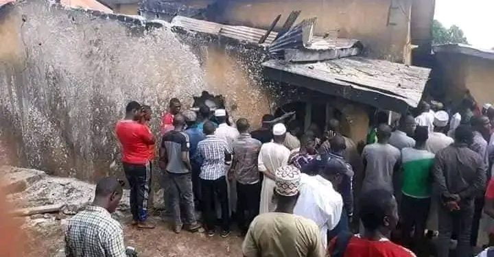 Guinée : 11 morts dont une femme enceinte et un bébé de 4 mois dans un violent incendie