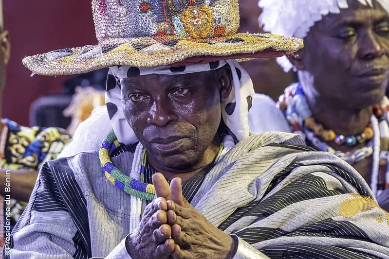 « Une fois que vous respirez de l’air, vous êtes fils du vodun…», révèle le chef suprême mondial du vodun Daagbo Hounon 2.