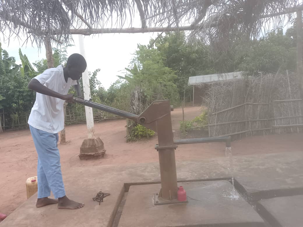 Bénin : des forages équipés réceptionnés à Dogbo
