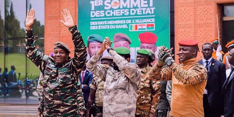 AES : deux ans de voix muselées ?