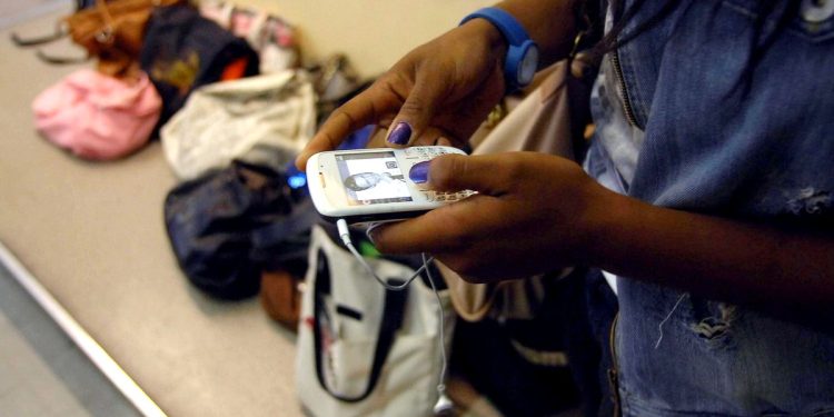 Sénégal : Le téléphone mobile désormais interdit dans l’espace scolaire
