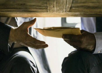 Algérie : deux ex-députés espagnols renvoyés en procès dans le scandale Elecnor