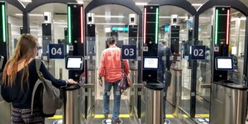 L’UE exige désormais empreintes digitales et photos sur bornes automatiques