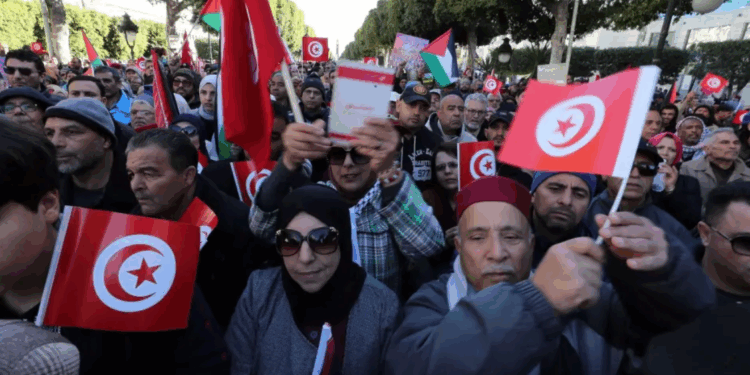 Tunisie : une condamnation à mort relance le débat sur la liberté d’expression