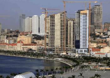 Économie : l’Angola cherche à convertir sa dette en projets sociaux