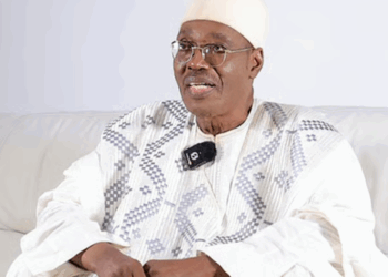 Après la victoire contestée de Biya, Tchiroma revendique le soutien d’une partie de l’armée