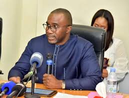 Sénégal : un ex-ministre accusé d’avoir acquis cinq (5) avions à cinq (5) milliards FCFA l’unité