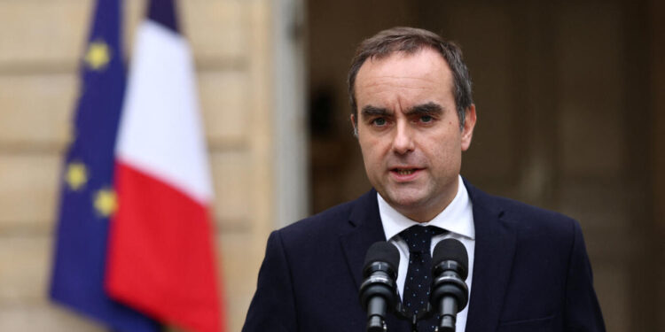 France : démission de Lecornu moins de 24h après la formation du gouvernement