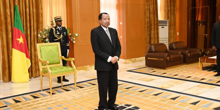 Paul Biya : président sortant, candidat invisible ! [ portrait]